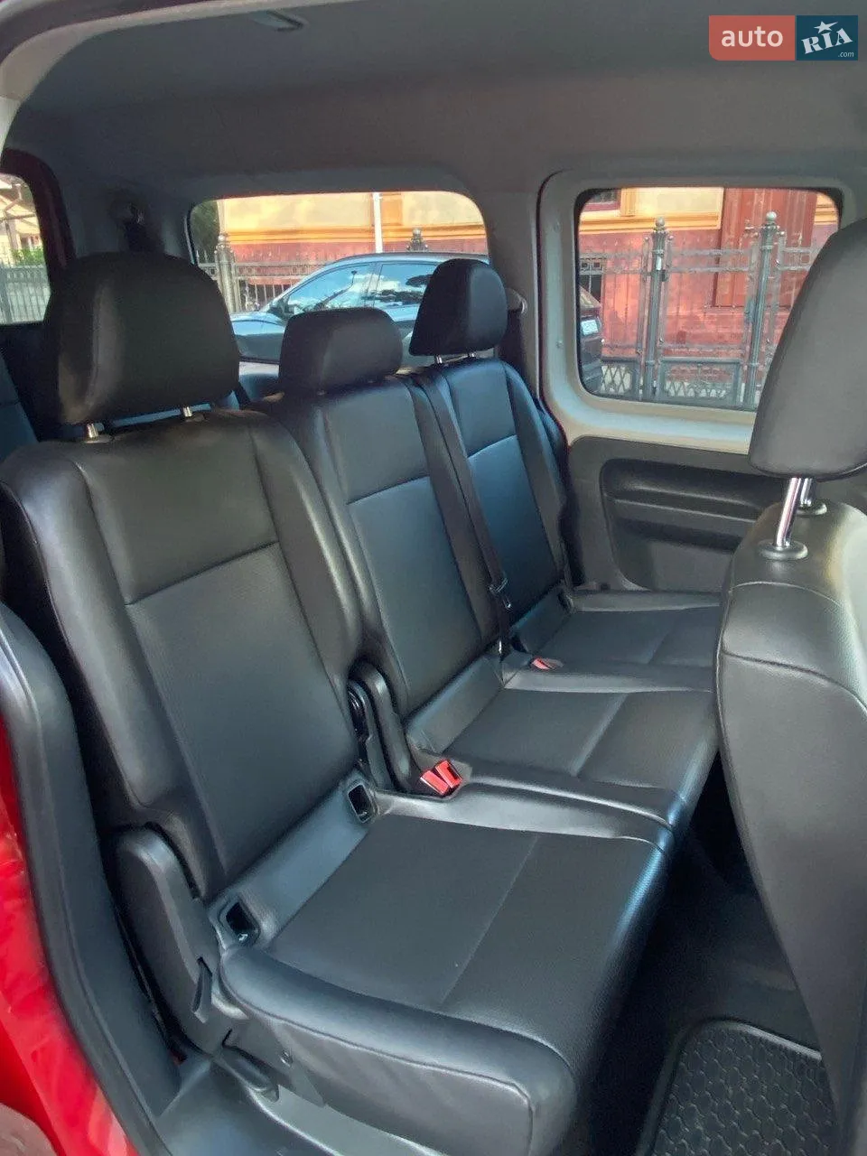 2016 Volkswagen Caddy - мініатюра 16