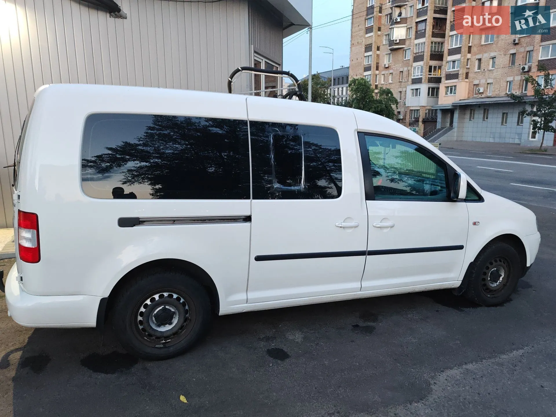 2010 Volkswagen Caddy - мініатюра 4