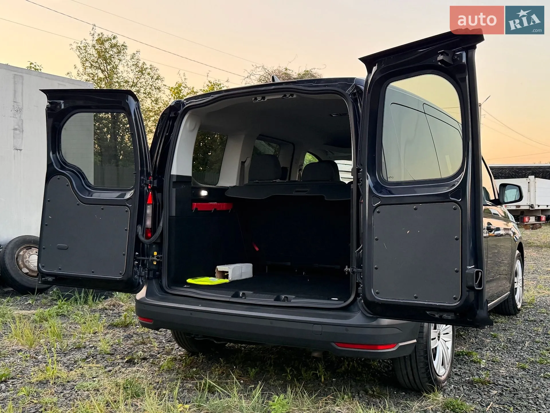 2021 Volkswagen Caddy - мініатюра 28
