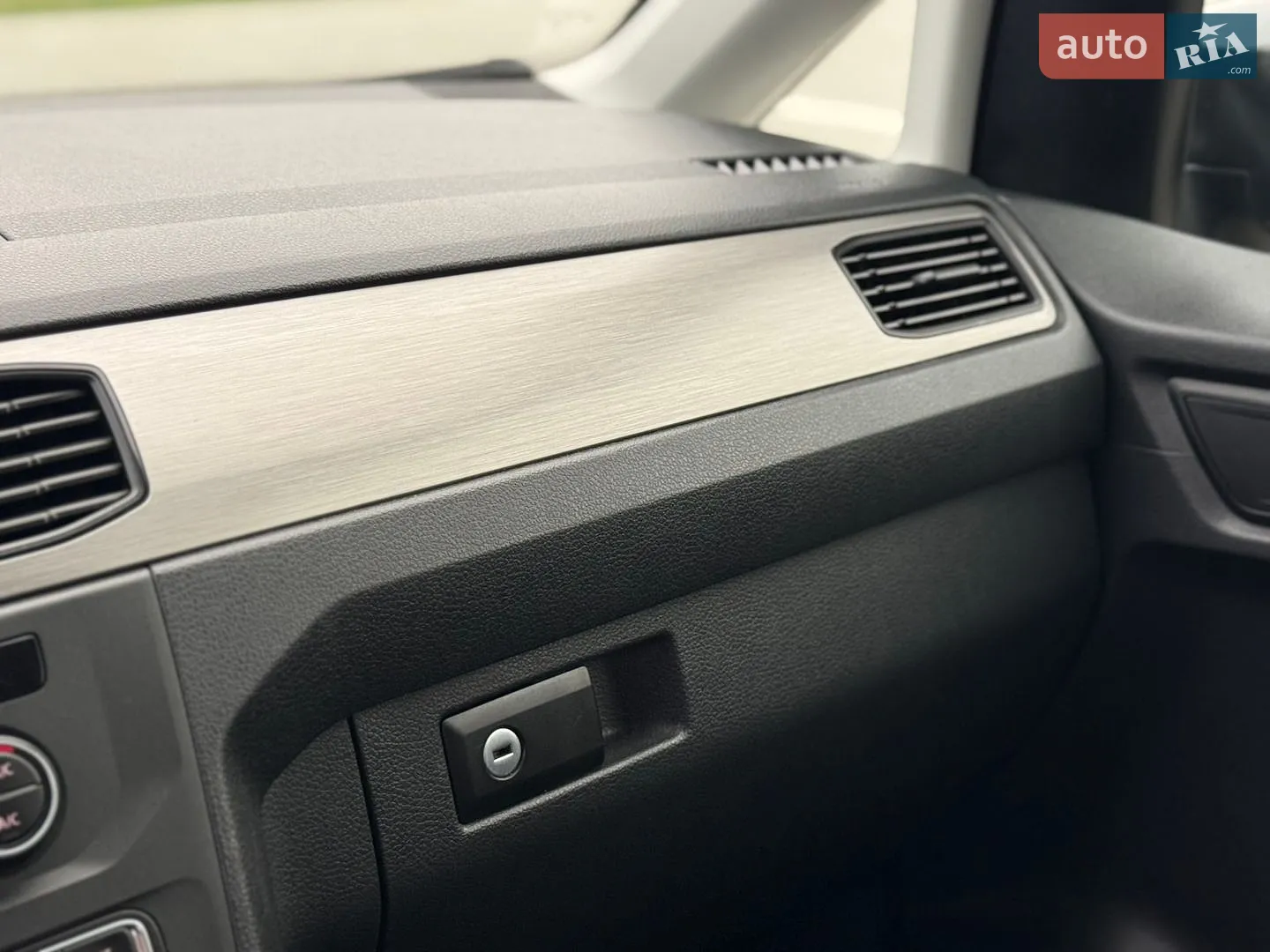 2019 Volkswagen Caddy - мініатюра 72