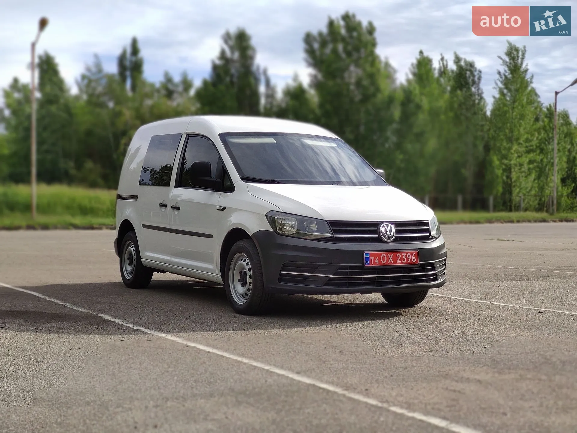 2019 Volkswagen Caddy - фото 1