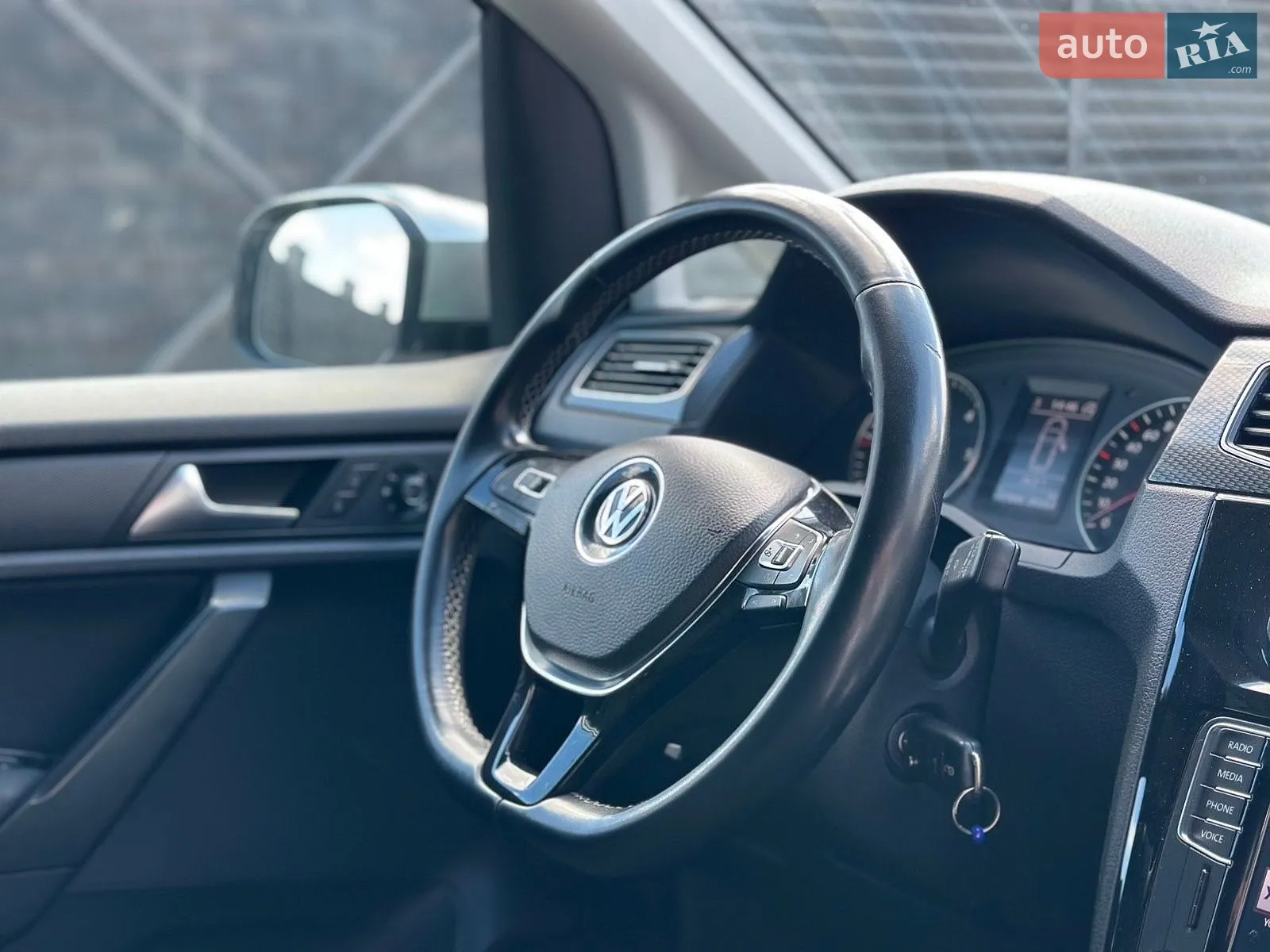 2019 Volkswagen Caddy - мініатюра 38