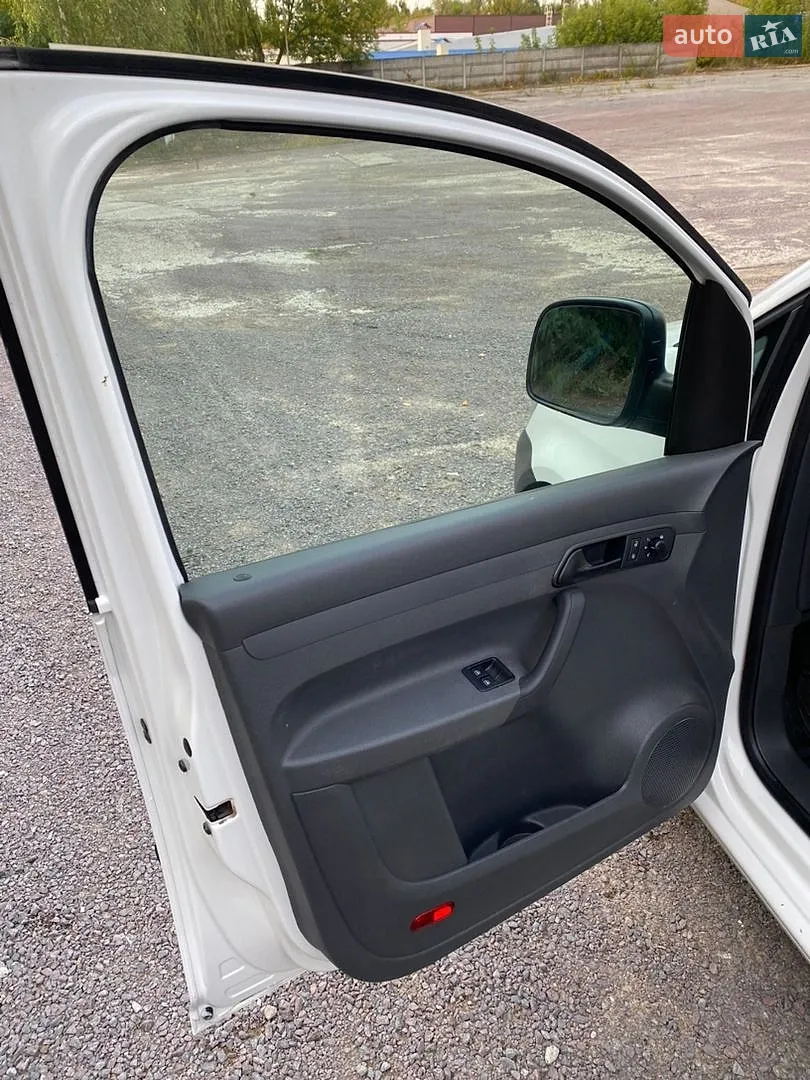 2011 Volkswagen Caddy - мініатюра 32
