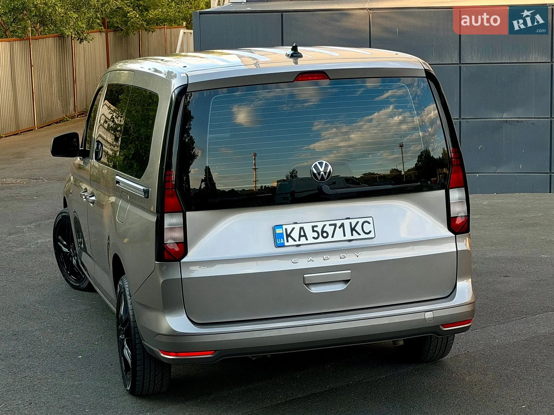 2022 Volkswagen Caddy - мініатюра 3
