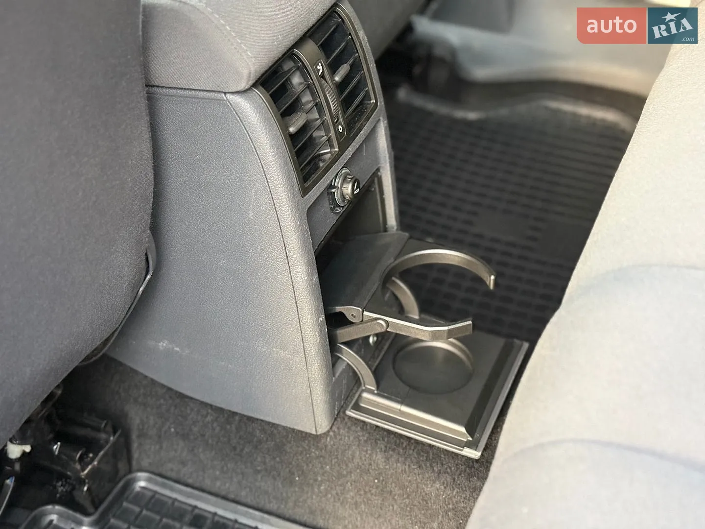 2012 Volkswagen Caddy - мініатюра 24