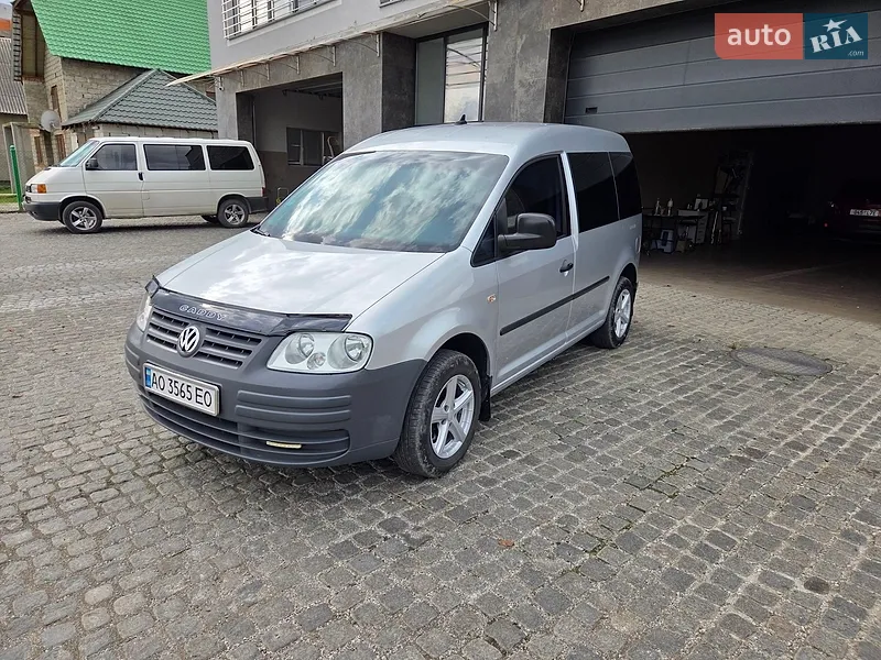 Volkswagen Caddy 2010
