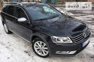 Универсал Volkswagen Carat 2013 в Ровно