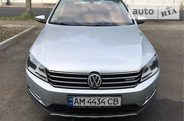 Универсал Volkswagen Carat 2013 в Житомире