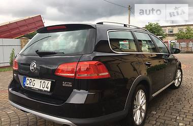  Volkswagen Carat 2012 в Ровно