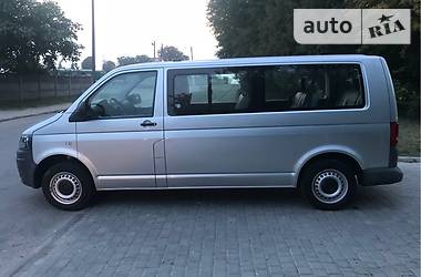 Грузопассажирский фургон Volkswagen Caravelle 2010 в Луцке