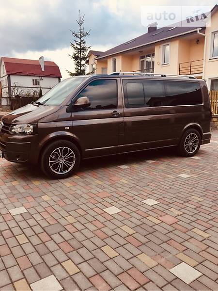 Минивэн Volkswagen Caravelle 2010 в Хмельницком