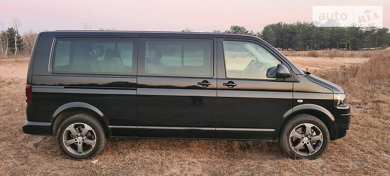 Минивэн Volkswagen Caravelle 2010 в Днепре
