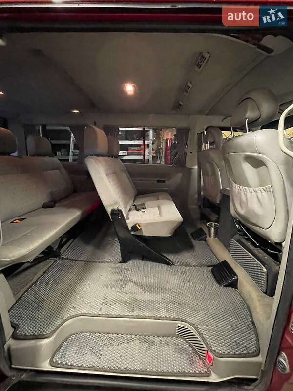 Мінівен Volkswagen Caravelle 2003 в Ірпені