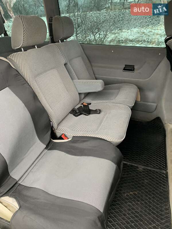 Минивэн Volkswagen Caravelle 1995 в Черновцах