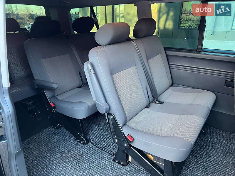 Мінівен Volkswagen Caravelle 2011 в Кривому Розі