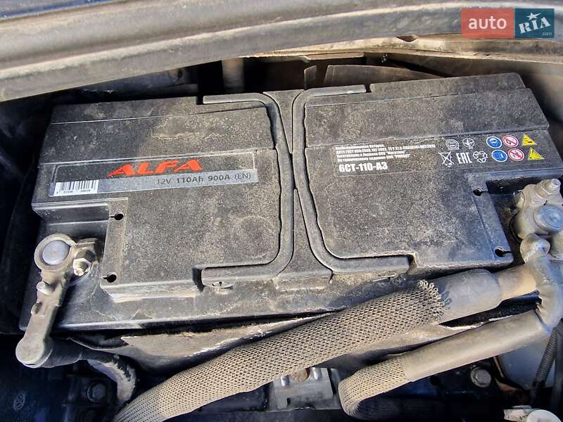 Минивэн Volkswagen Caravelle 2008 в Львове