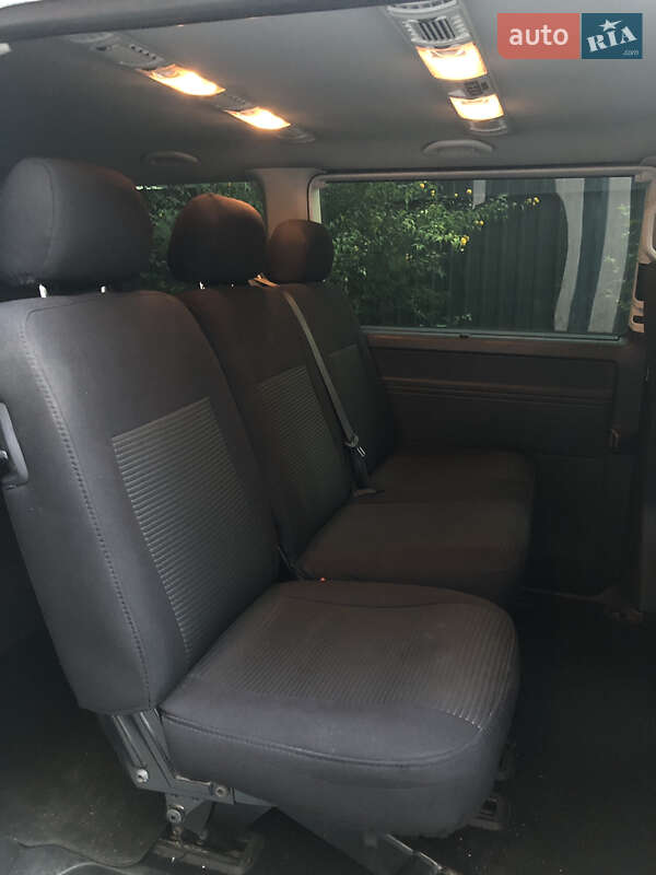 Минивэн Volkswagen Caravelle 2014 в Тернополе