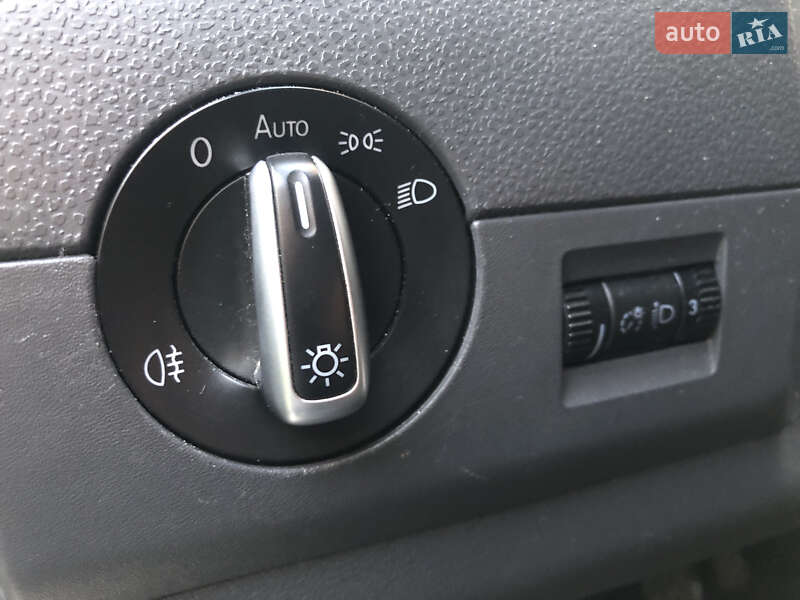 Минивэн Volkswagen Caravelle 2014 в Тернополе