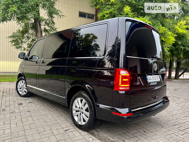 Минивэн Volkswagen Caravelle 2017 в Днепре