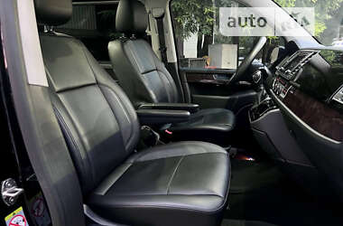 Мінівен Volkswagen Caravelle 2017 в 