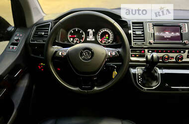 Мінівен Volkswagen Caravelle 2017 в 