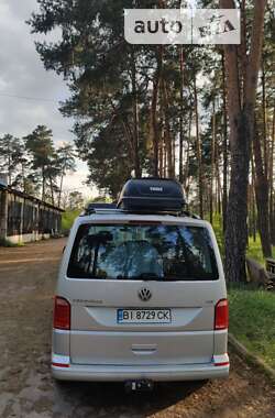 Мінівен Volkswagen Caravelle 2017 в Києві