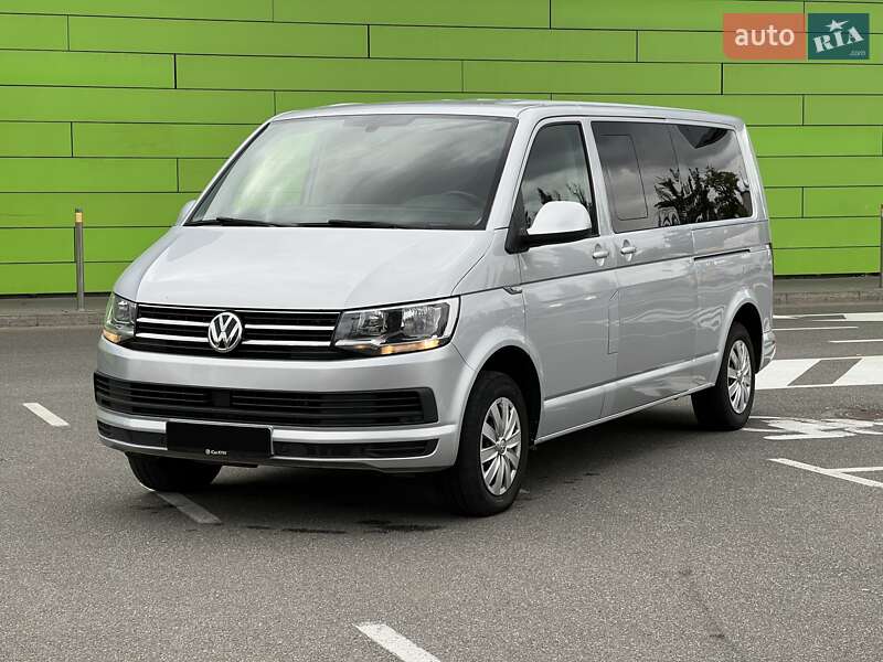 Минивэн Volkswagen Caravelle 2016 в Киеве