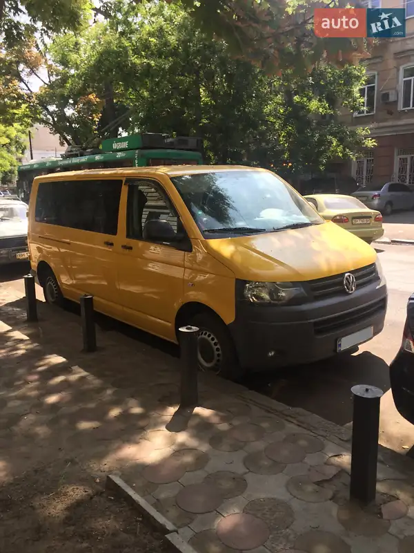 Volkswagen Caravelle