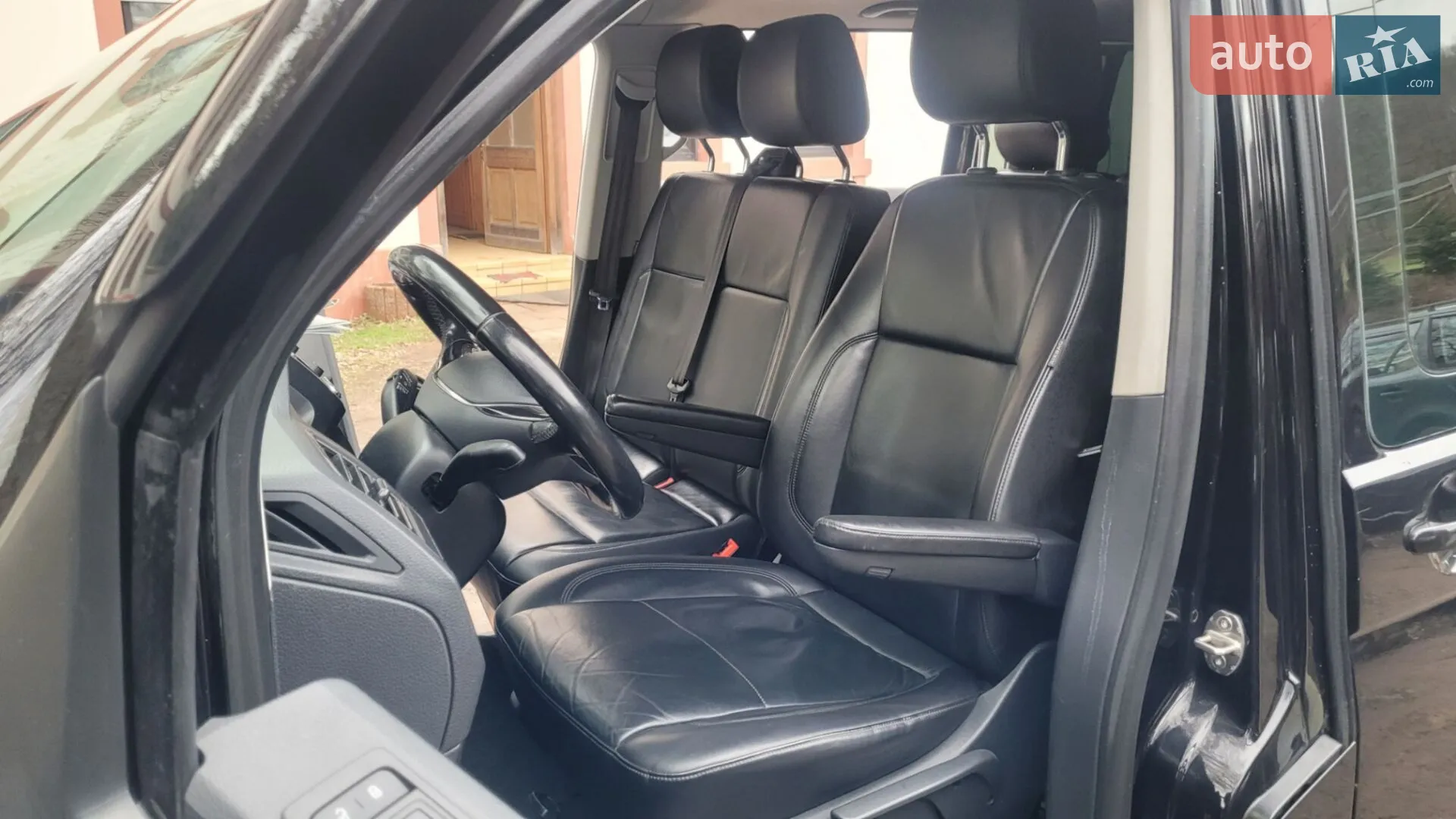 Volkswagen Caravelle 2017 VIN WV2ZZZ7HZJH018691 фото оголошення 19 з 37