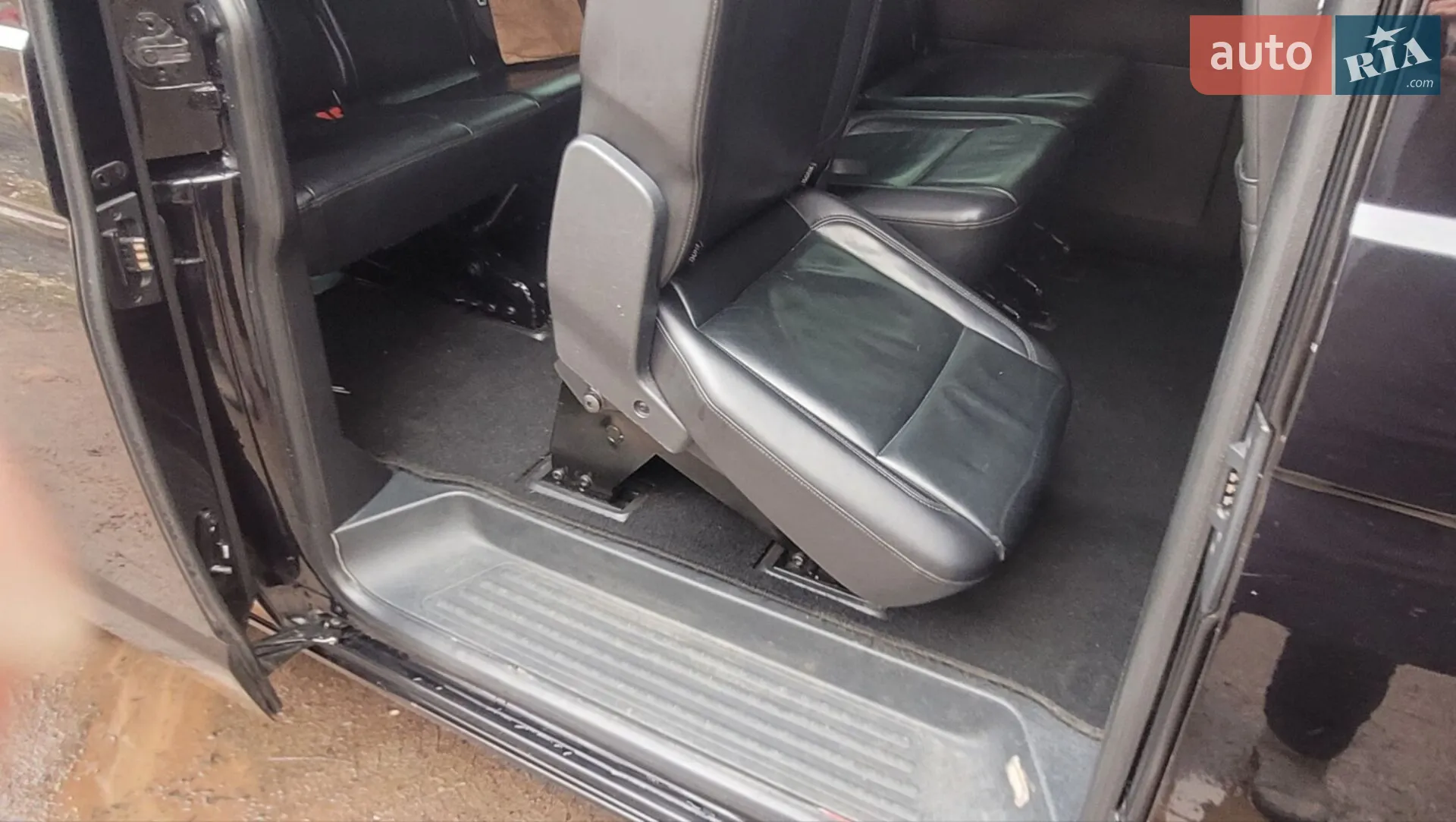Volkswagen Caravelle 2017 VIN WV2ZZZ7HZJH018691 фото оголошення 25 з 37