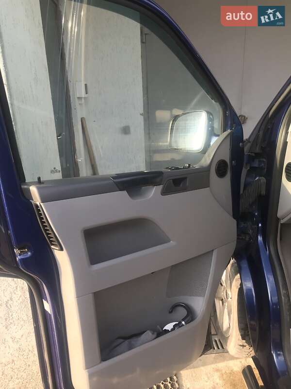 Мінівен Volkswagen Caravelle 2006 в Хмельницькому