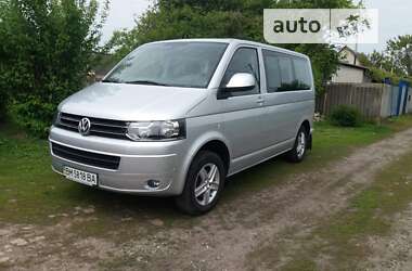 Мінівен Volkswagen Caravelle 2013 в Сумах