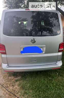 Мінівен Volkswagen Caravelle 2015 в Ланівці