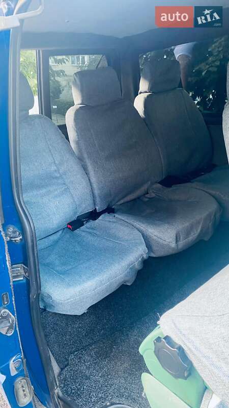 Минивэн Volkswagen Caravelle 1999 в Глыбокой