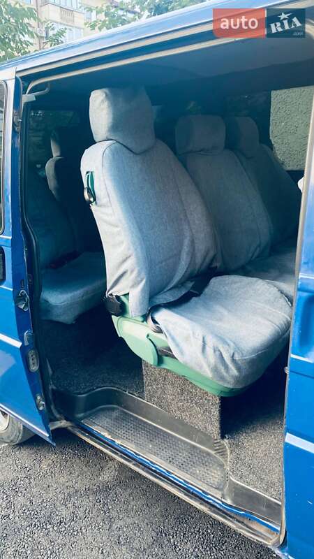 Минивэн Volkswagen Caravelle 1999 в Глыбокой
