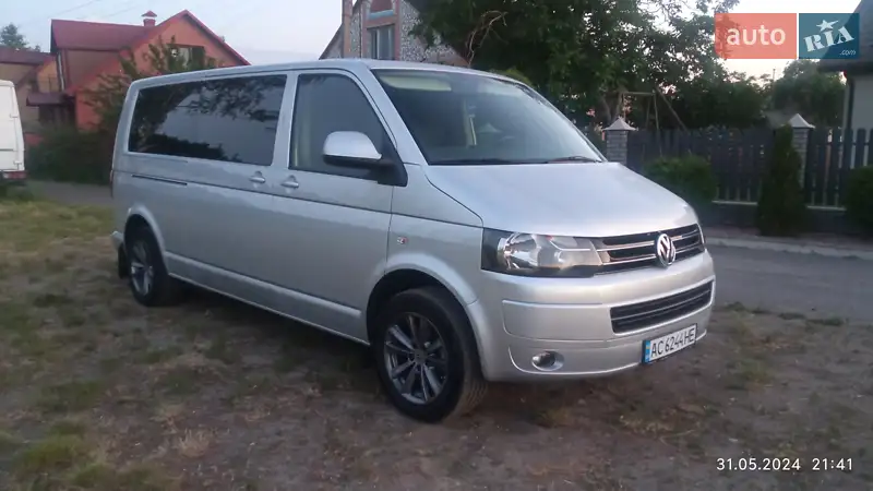 Volkswagen Caravelle