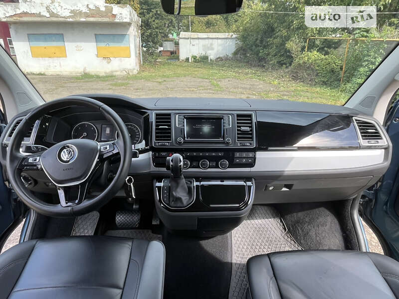 Минивэн Volkswagen Caravelle 2019 в Черновцах
