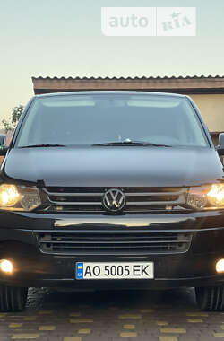 Мінівен Volkswagen Caravelle 2013 в Виноградові