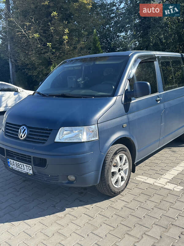Минивэн Volkswagen Caravelle 2006 в Виннице