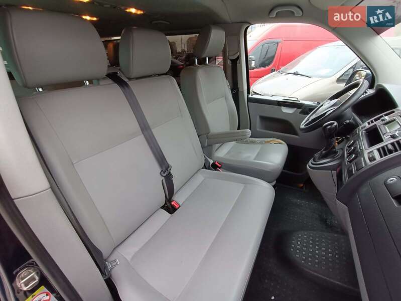 Минивэн Volkswagen Caravelle 2013 в Харькове
