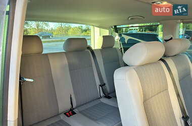 Минивэн Volkswagen Caravelle 2015 в 