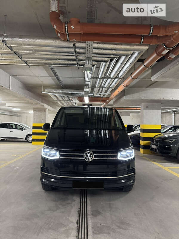 Мінівен Volkswagen Caravelle 2017 в Львові
