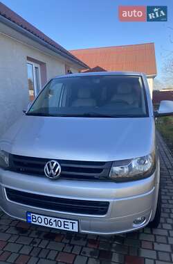 Минивэн Volkswagen Caravelle 2012 в Шумске