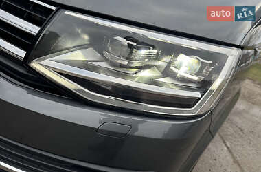 Минивэн Volkswagen Caravelle 2019 в 