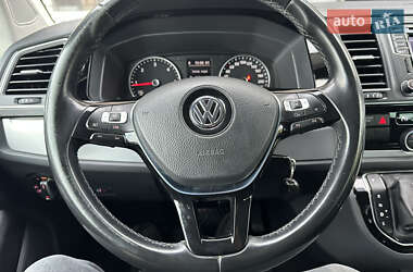 Минивэн Volkswagen Caravelle 2019 в 