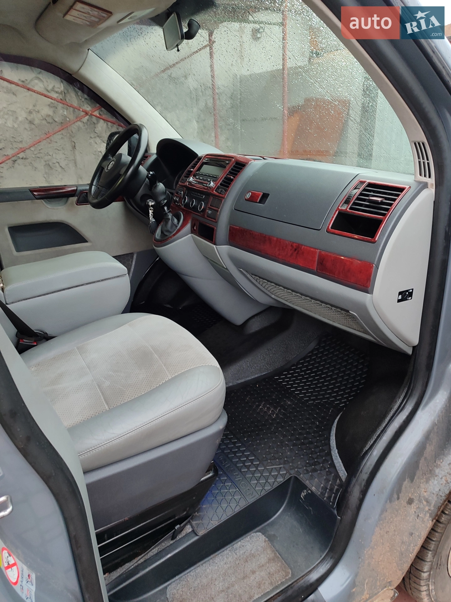 2011 Volkswagen Caravelle - мініатюра 36