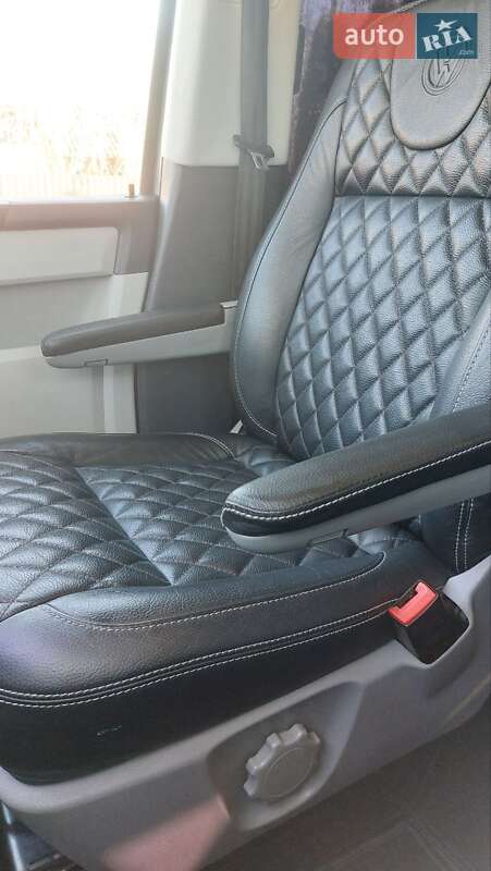 Мінівен Volkswagen Caravelle 2016 в Коломиї фото 23 Мінівен Volkswagen Caravelle 2016 в Коломиї