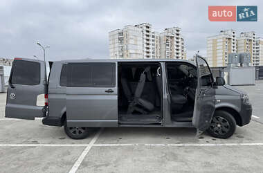 Минивэн Volkswagen Caravelle 2015 в 