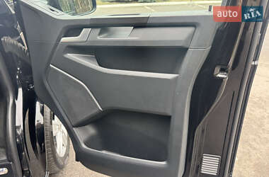 Минивэн Volkswagen Caravelle 2018 в 