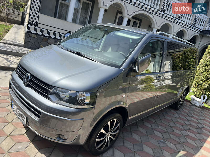 Volkswagen Caravelle 2010